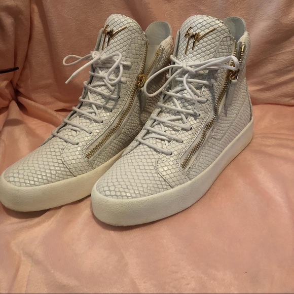 Giuseppe Zanotti Mens  Leather Hi-Top Sneakers - Picture 2 of 8
